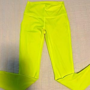 Wunder Under high rise tight“28 Luxtreme NWOT